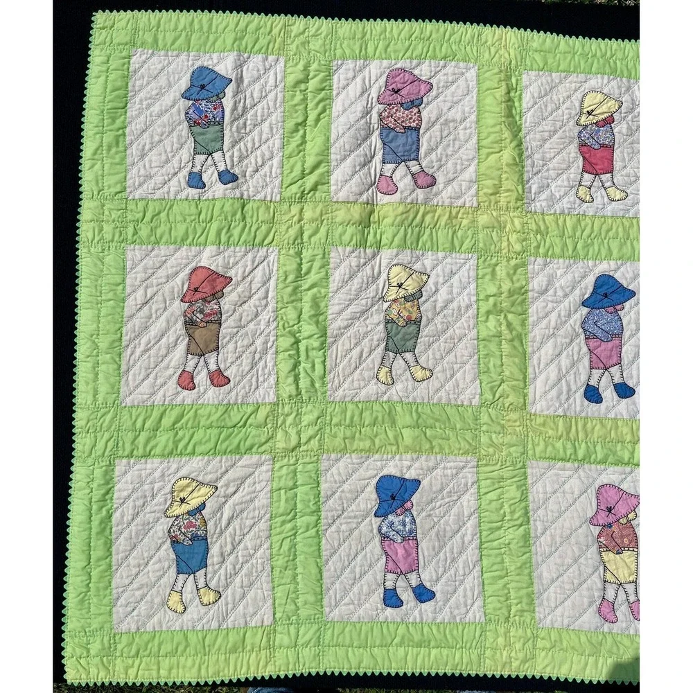 Vintage Sunbonnet Sue Quilt 42x43 Signed SCY 1934 Handmade‎ Child Blanket Quilt